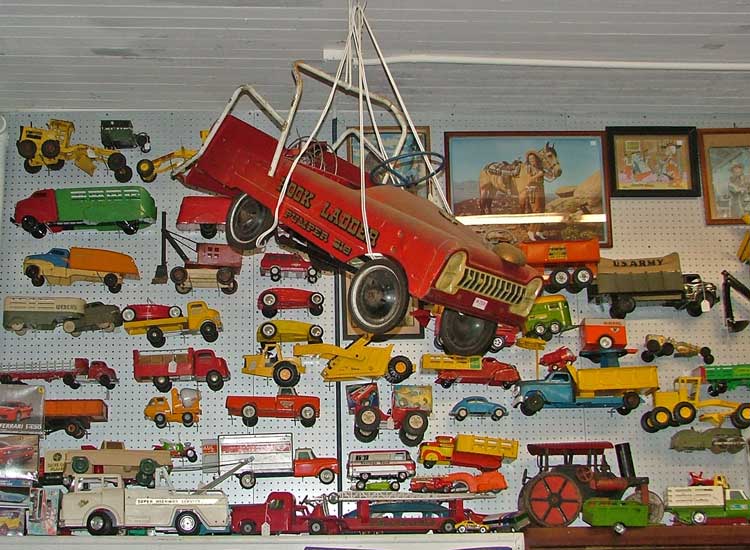 vintage ertl toy trucks