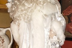 06-beautiful-santa