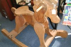 wooden-horse-2