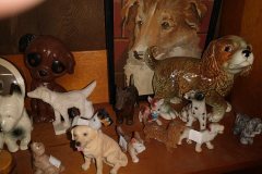 small-04-dog-figurines