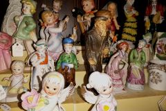 small-14-tiny-figurines