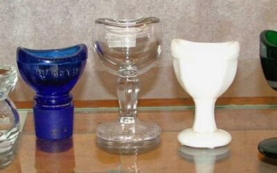 Eye Cup or Eye Bath Glass