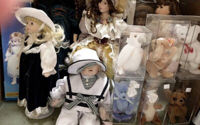 Dolls to Play or Collect