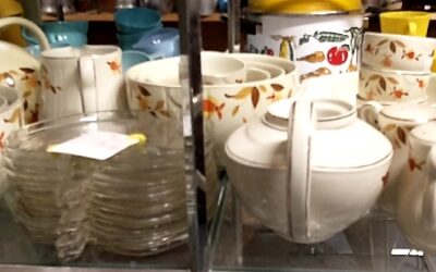 Jewel Tea Co. and Hall Dishware