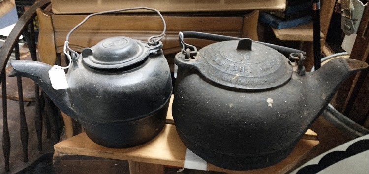 cast iron kettles