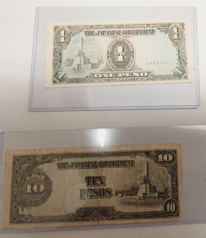 Japanese Pesos used in the Philippines WWII military currency
