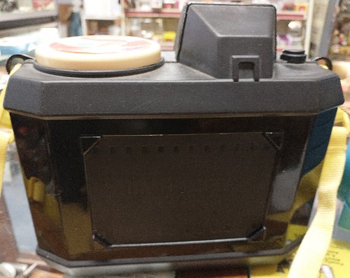 back view of Mickey Mouse camera-shaped lunch tote