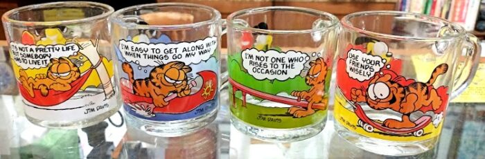 McDonald's 1978 Garfield set of character glasses