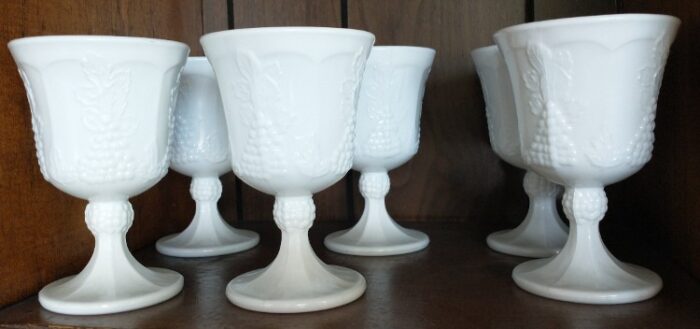 Collectible Milk Glass ~ Information, history, overview for collectors!