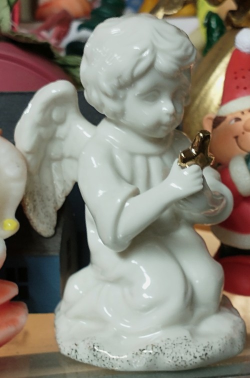 small angel sculpture