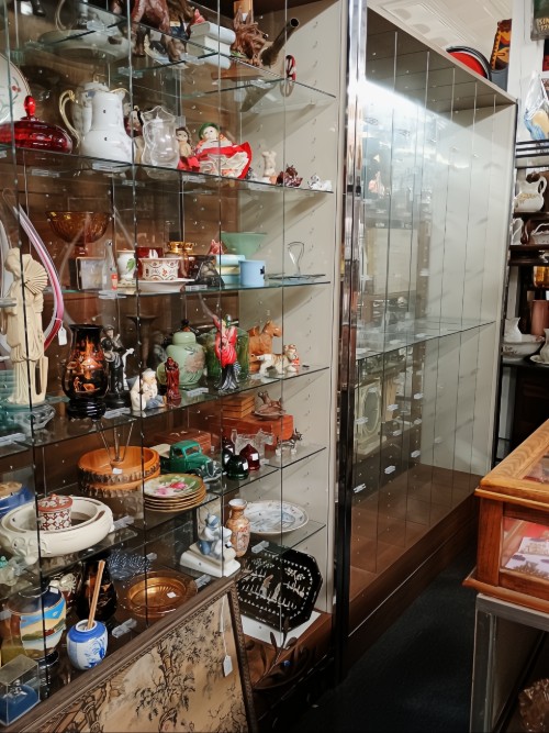 2 huge new cases installed at BAHOUKAS ANTIQUE MALL in Havre de Grace