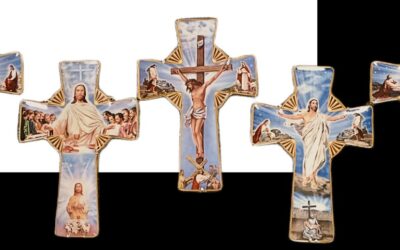 Beautiful Set of Franklin Mint Decorative Crosses