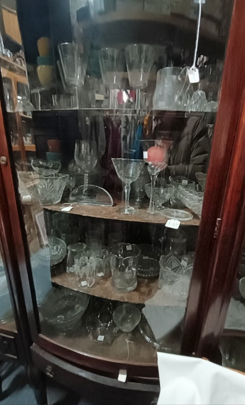 HOLIDAY DEALS: Glassware on Sale (excluding uranium glass) - 40% off through Christmas Eve 2025 at Bahoukas Antique Mall in Havre de Grace, MD