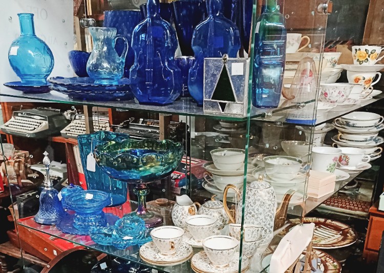 Beautiful glassware and more - HOLIDAY DEALS at Bahoukas Antique Mall in Havre de Grace MD